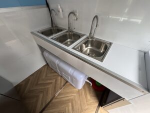 scw-20250529_214255904_iOS